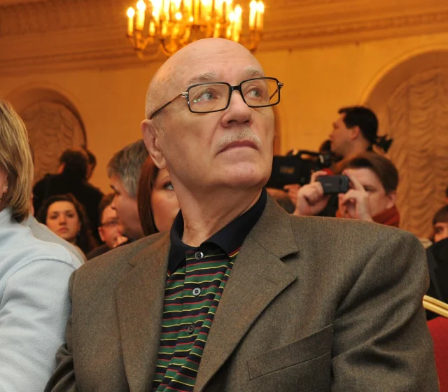 "Я по сути — очень одинокий человек, и моё спасение — моя семья" – цитаты Леонида Куравлёва