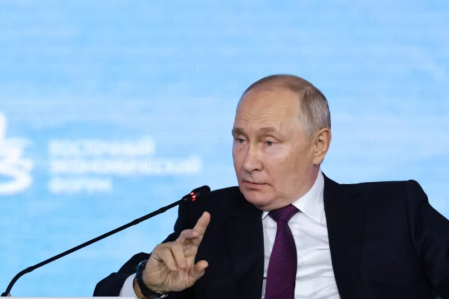 Розовые носочки: На встрече с Путиным был задан новый тренд в мировой политической моде