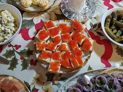 Забудьте про оливье. Что ставят на новогодний стол в разных странах мира